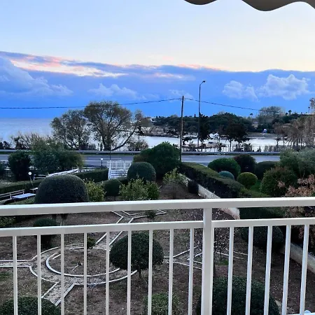Luxury By The Sea *